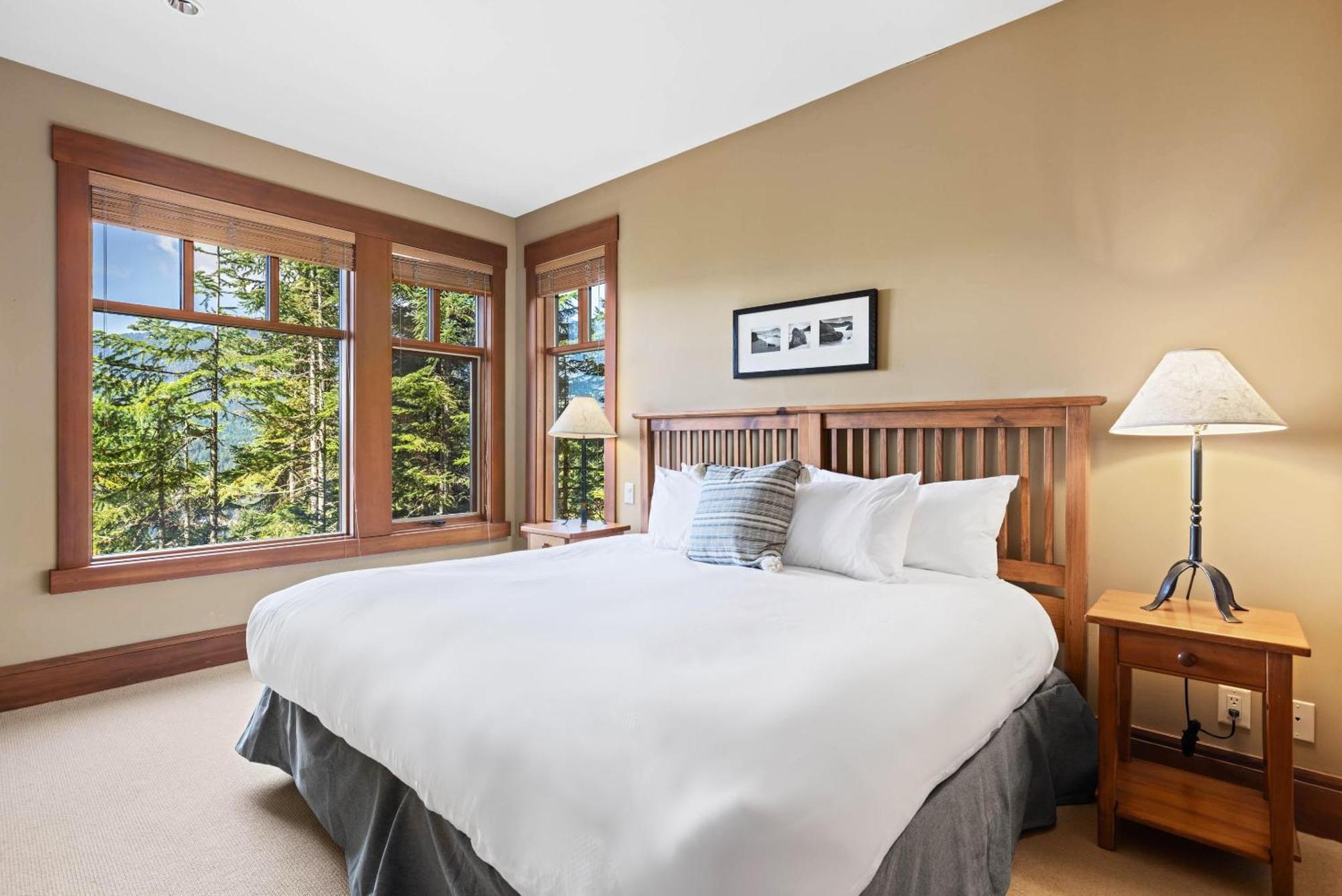 Taluswood The Heights 18 | Mountainside Townhome W/ Ski Access, Hot Tub, Tranquil Views Whistler Eksteriør billede