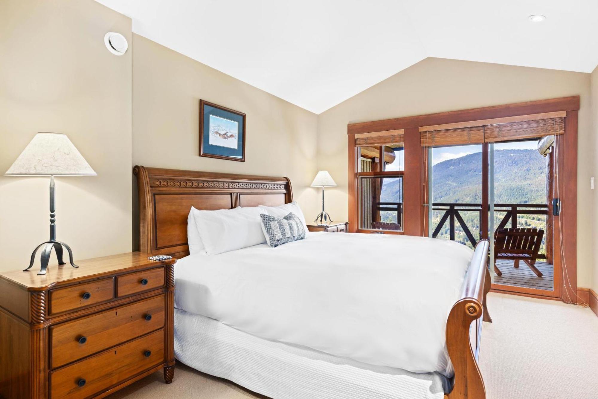 Taluswood The Heights 18 | Mountainside Townhome W/ Ski Access, Hot Tub, Tranquil Views Whistler Eksteriør billede